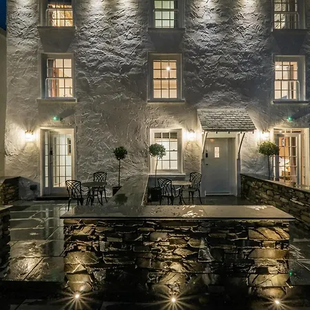 The White House Konukevi 5*