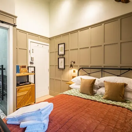 بيت ضيافة The White House 5*